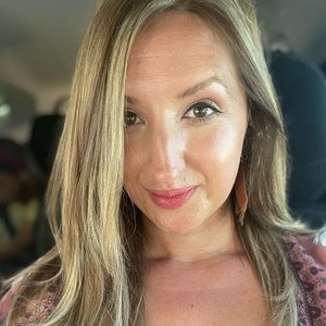 Meet your Posher, Cassie